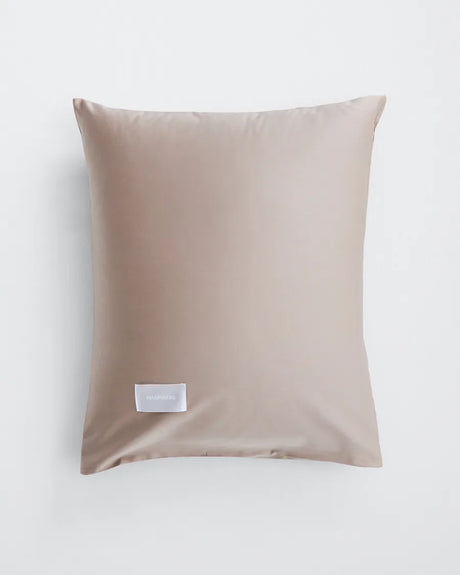 Pure Sateen Pillow Cover 63x60 cm von Magniberg - Clay - Jacobsen Plus