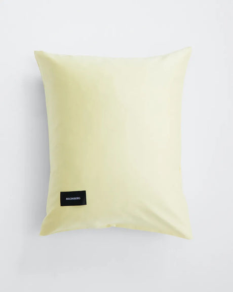 Pure Sateen Pillow Cover 63x60 cm von Magniberg - Lemonade - Jacobsen Plus