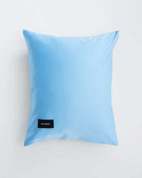 Pure Sateen Pillow Cover 63x60 cm von Magniberg - Babyblau - Jacobsen Plus