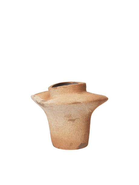 Evio Vase, Small von Ferm Living - Gebrannte Umbra - Jacobsen Plus