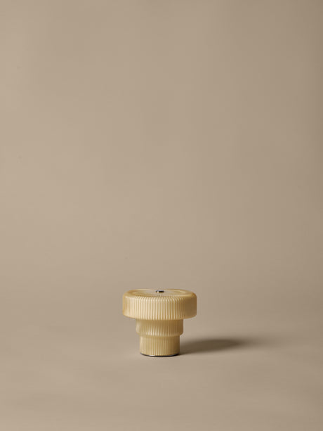 Ripple Portable Lamp Oat von Ferm Living - 3 - Jacobsen Plus