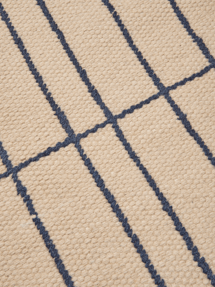 FermLiving Sen Runner Bodenläufer, Parchment/Indigo