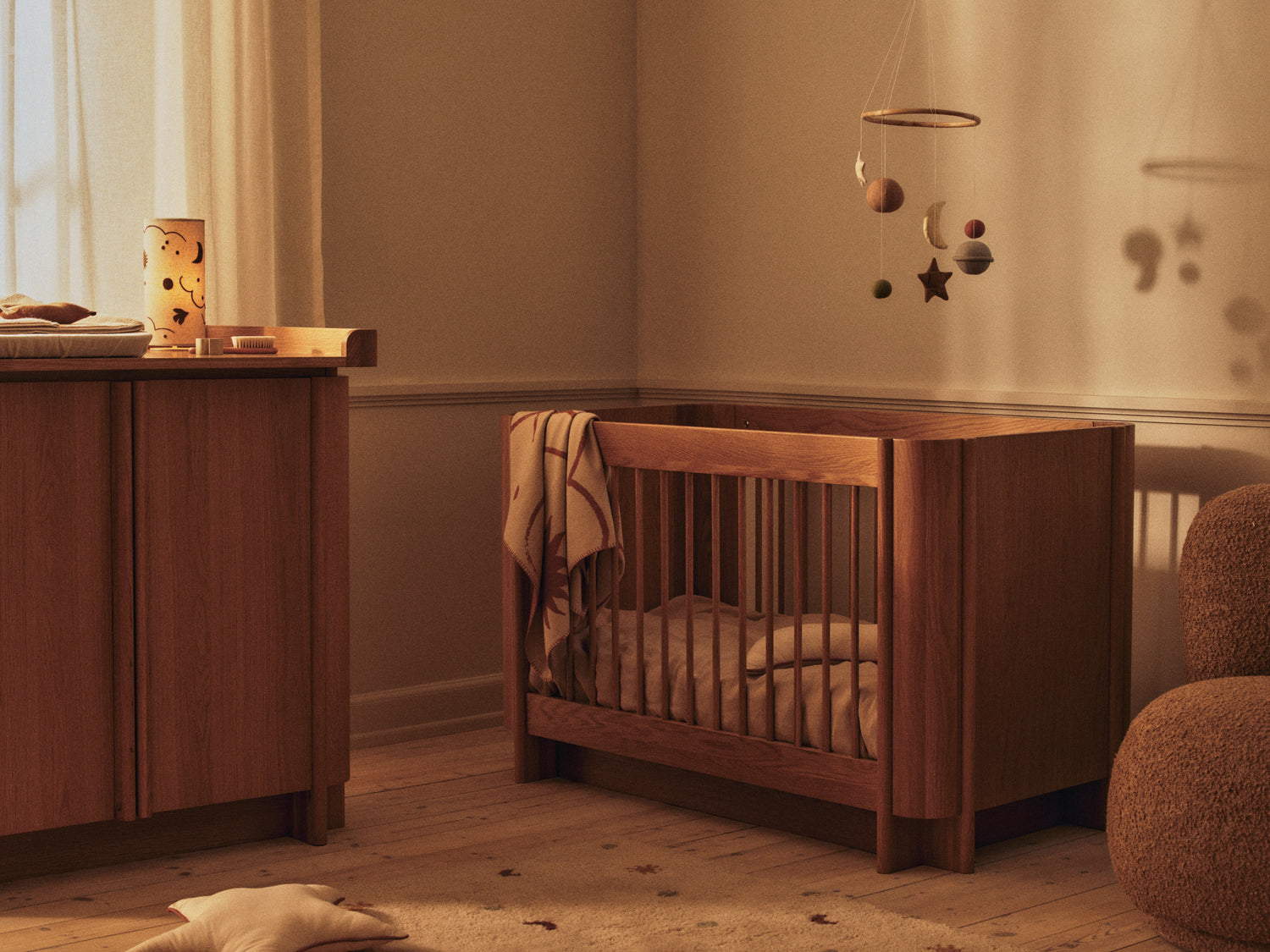 Tilu kommode, lakeret eg fra Ferm Living