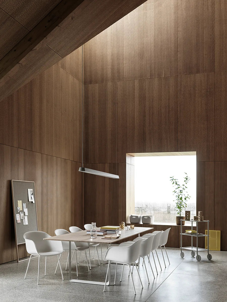 Linear Pendant Lamp 169,2 cm, grau von Muuto - 2 - Jacobsen Plus