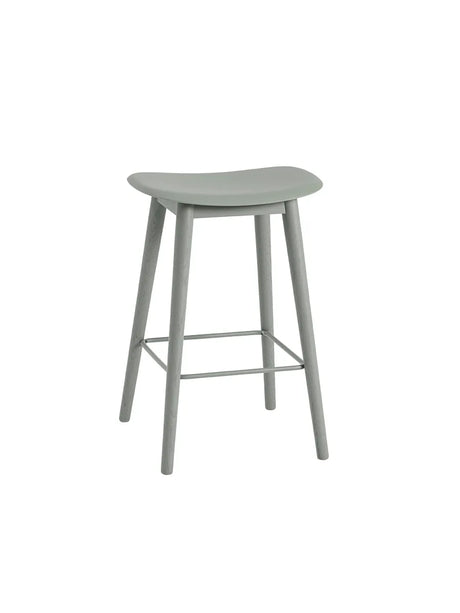 Fiber Bar Stool Wood von Muuto - Klein / Schwarz - Schwarz - Jacobsen Plus