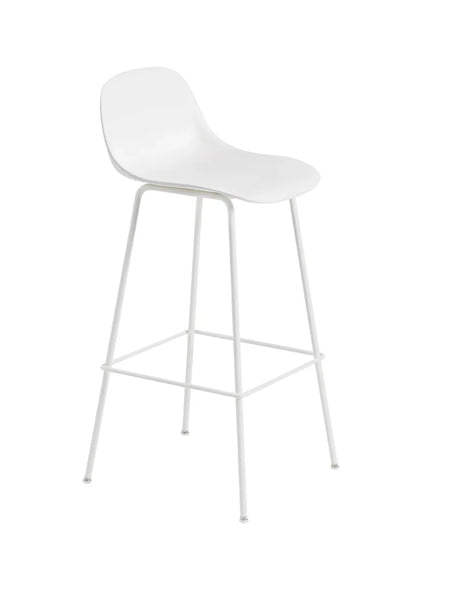 Fiber Barstool Tube m. Rückenlehne von Muuto - Groß / Natürliches Weiß – White Base - Jacobsen Plus