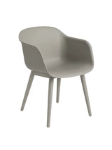 Fiber Armchair, wood fra Muuto - Grey- grey base - Jacobsen Plus