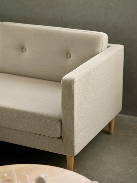 L42 Firhøj Sofa 3-Personers, Beige von FDB Møbler - 3 - Jacobsen Plus
