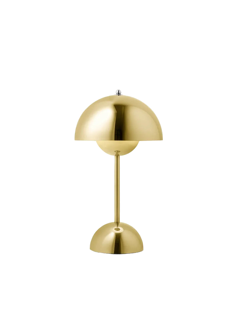 Flowerpot VP9 portable bordlampe af Verner Panton - Brass-Plated - Jacobsen Plus