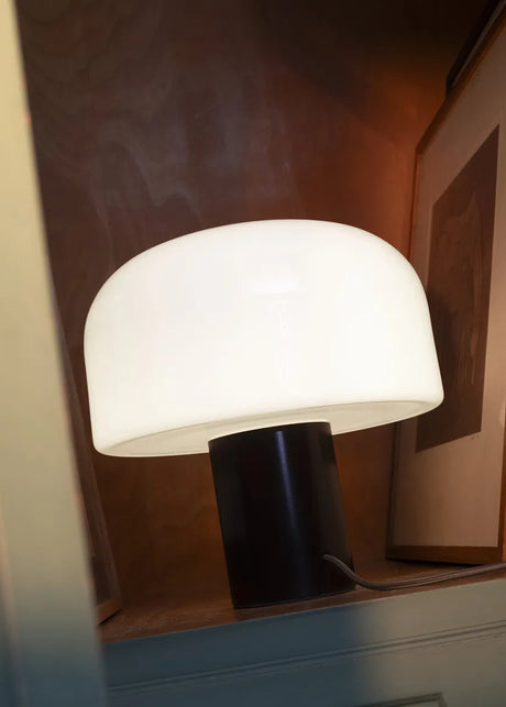 Bellhop Glass Table Lamp von Flos - Bright Aluminium - Jacobsen Plus