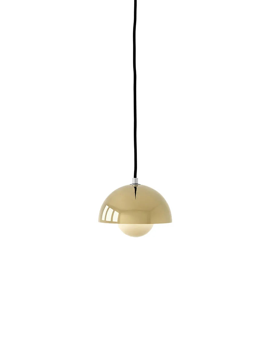 Flowerpot VP10 Pendel af Verner Panton - Brass-Plated - Jacobsen Plus