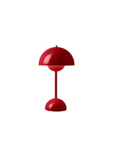 Flowerpot VP9 portable bordlampe af Verner Panton - Vermilion Red - Jacobsen Plus