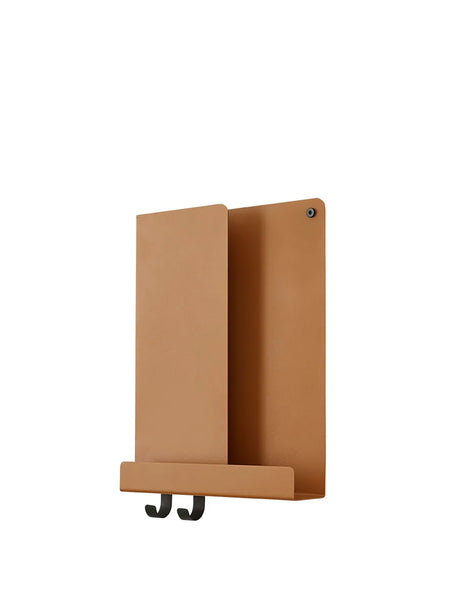 Folded Shelves, 29,5 x 40 cm fra Muuto - Burnt orange - Jacobsen Plus