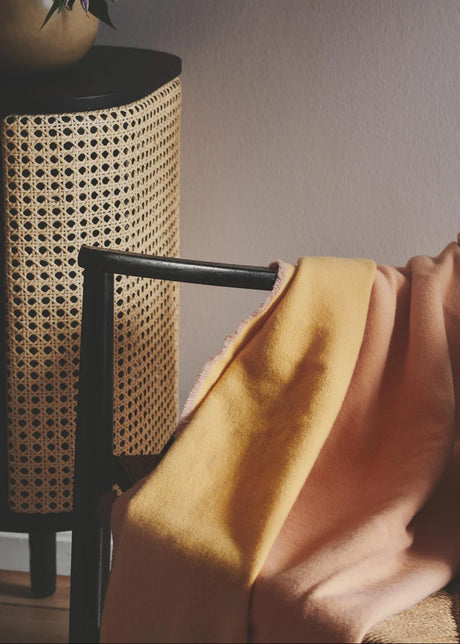 Silkeborg Uldspinderi - Franja Decke, Butterpfirsich, 170x140 cm - 2 - Jacobsen Plus
