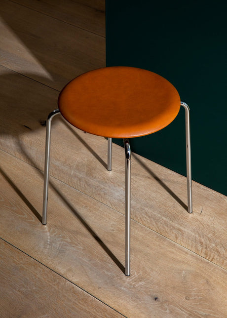 Dot Hocker, Walnuss von Arne Jacobsen - 2 - Jacobsen Plus