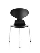 3100 Ant Chair mit 3 Beinen von Arne Jacobsen - Schwarz / Gefärbte Esche - Jacobsen Plus
