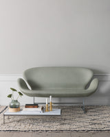 3321 Svanesofa af Arne Jacobsen - 2 - Jacobsen Plus