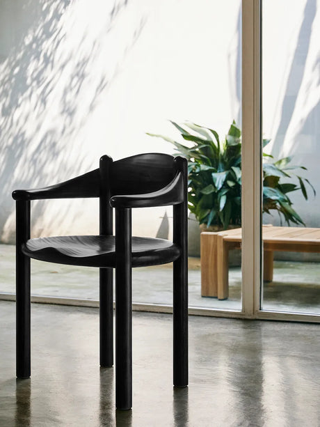 Daumiller Armchair, schwarz von GUBI - 4 - Jacobsen Plus