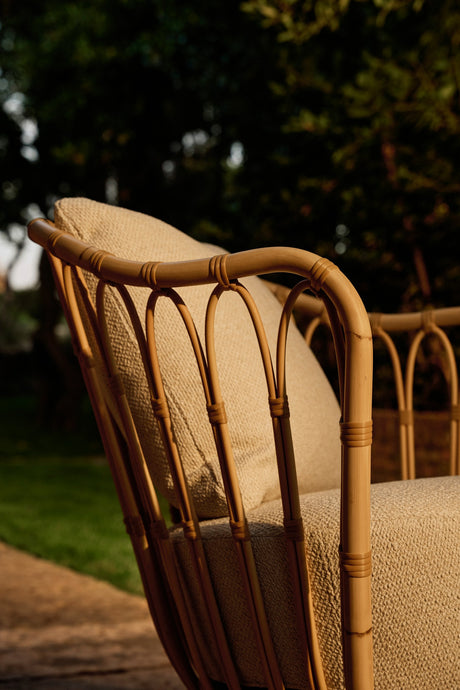 Grace Outdoor Lounge Chair von GUBI - Alabasterweiß - Jacobsen Plus