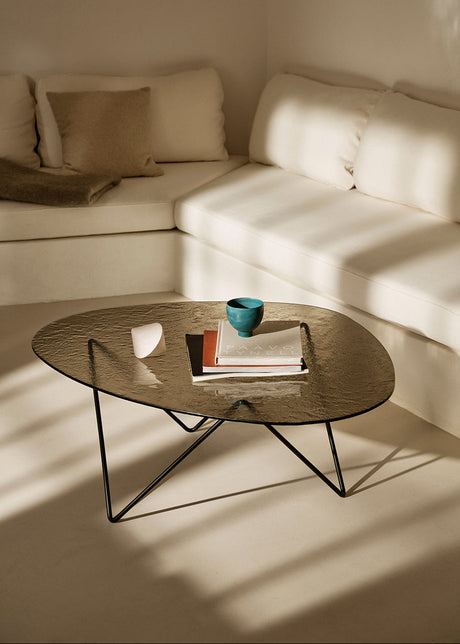 Pedrera Coffee Table, Bronze Structured Glass von GUBI - 1 - Jacobsen Plus