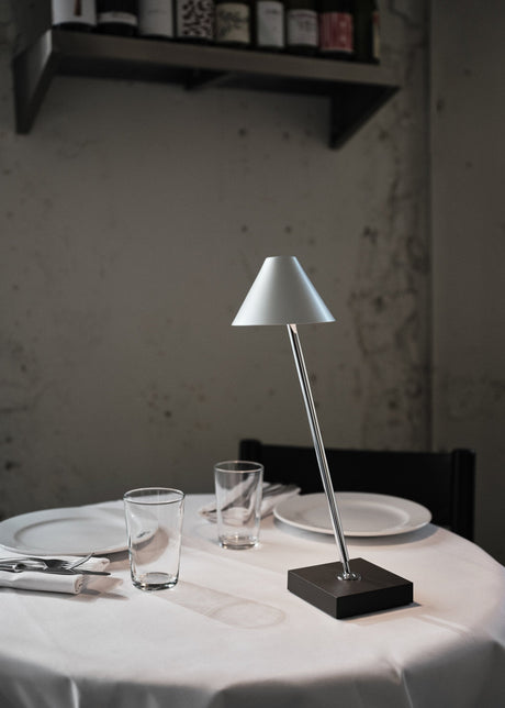 Santa & Cole - Gira Mini, tragbare Tischleuchte - Naturbelassenes Aluminium - Jacobsen Plus