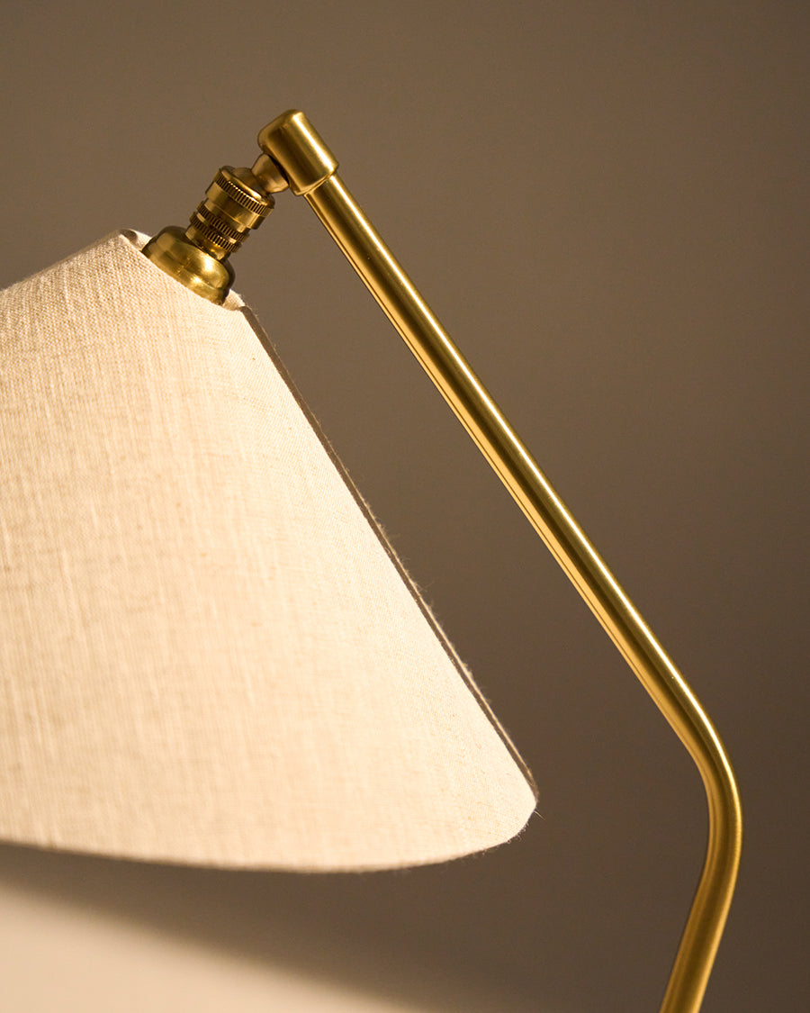 Gräshoppa bordlampe fra GUBI - 8 - Jacobsen Plus