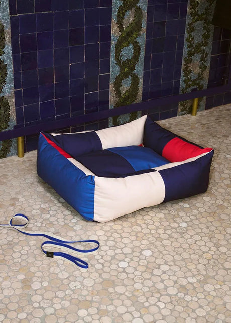 Dogs Bed Medium, red/blue fra Hay - 2 - Jacobsen Plus