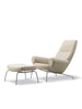Queen Chair inkl. skammel i Vidar 222 med keder i Omni 112 læder af Hans J. Wegner