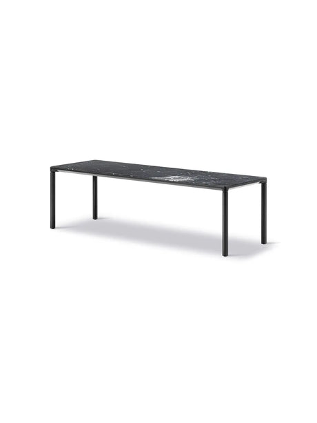 Piloti Bord, schwarz marquina von Fredericia Furniture - 6615: 120 x 39 x H35 cm / Schwarz pulverbeschichtetes Aluminium - Jacobsen Plus