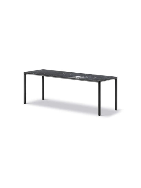 Piloti Bord, schwarz marquina von Fredericia Furniture - 6615: 120 x 39 x H41 cm / Schwarz pulverbeschichtetes Aluminium - Jacobsen Plus