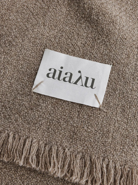 Haya Wool Throw, pure soil von Aiayu - 3 - Jacobsen Plus