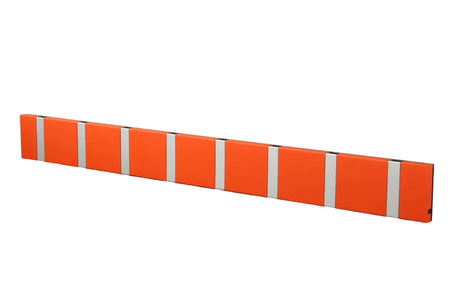 KNAX Garderobenleiste mit acht Knager von LoCa - Hot Orange / Graue Haken - Jacobsen Plus