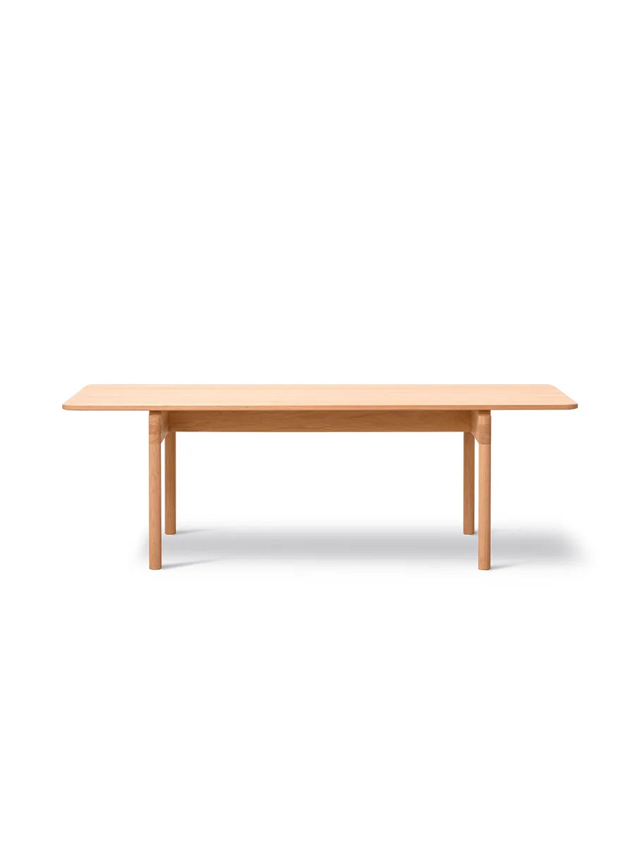 Post Esstisch 225 cm von Fredericia Furniture - Geölte Eiche - Jacobsen Plus