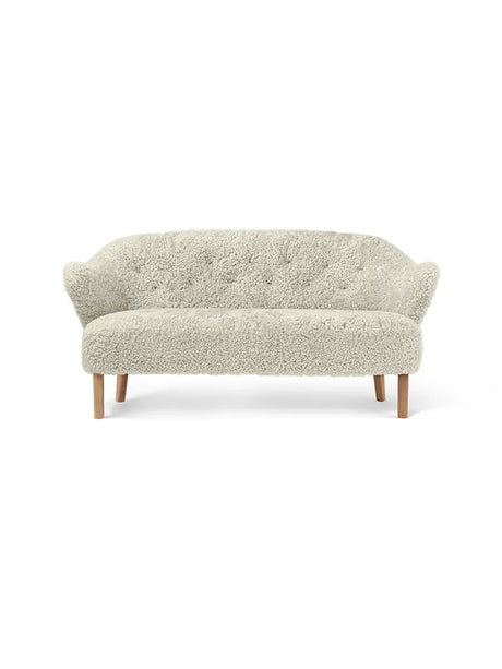 Ingeborg Sofa von Audo Copenhagen - Schaffell / Grüner Tee / Eg - Jacobsen Plus