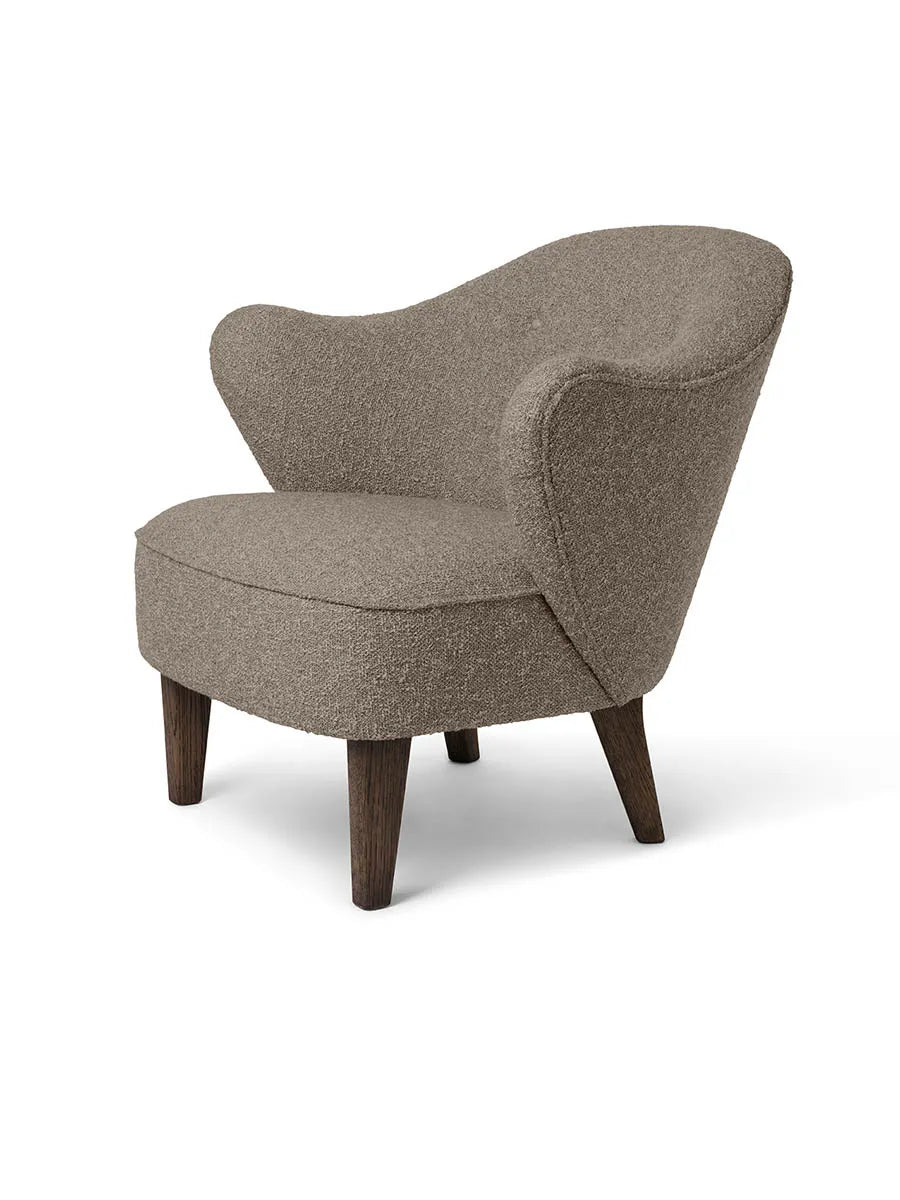 Ingeborg Sessel von Audo Copenhagen - Textil / Vidar 3, 143 / Geräucherte Eiche - Jacobsen Plus