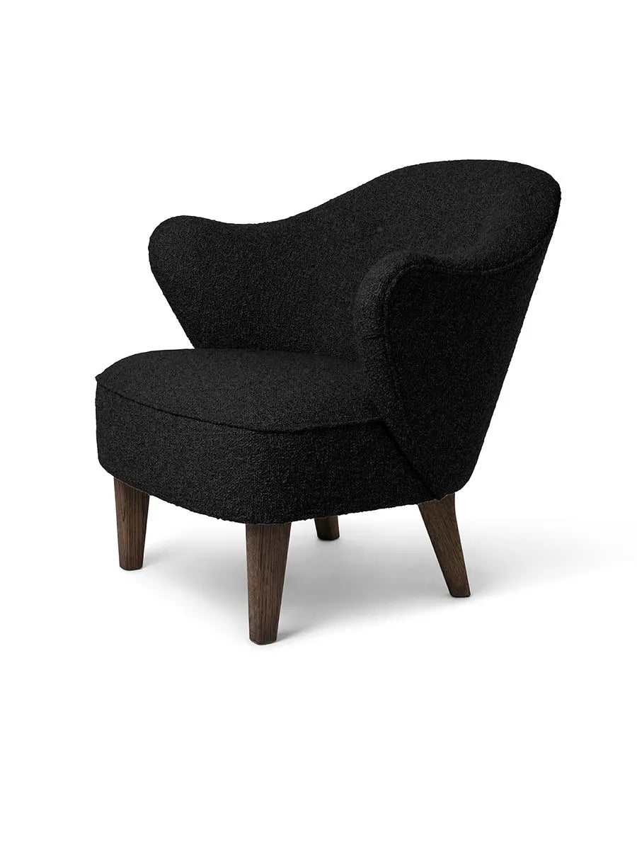 Ingeborg Sessel von Audo Copenhagen - Textil / Vidar 3, 182 / Geräucherte Eiche - Jacobsen Plus