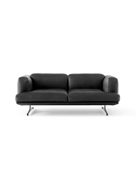 Inland AV22 Sofa von &Tradition - Noble Black Leder - Jacobsen Plus