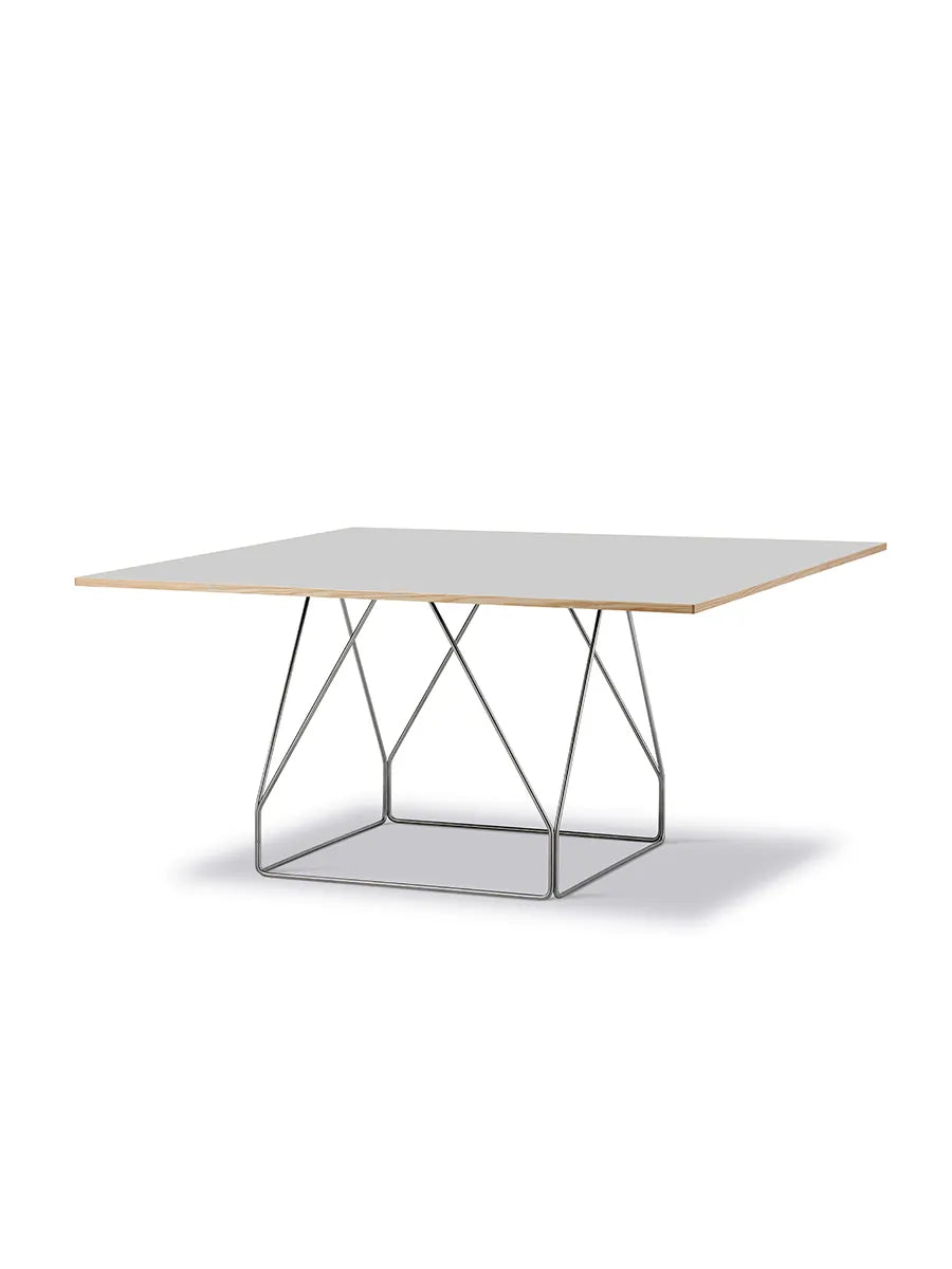 JG Table 140x140 cm fra Fredericia Furniture - 6 - Jacobsen Plus