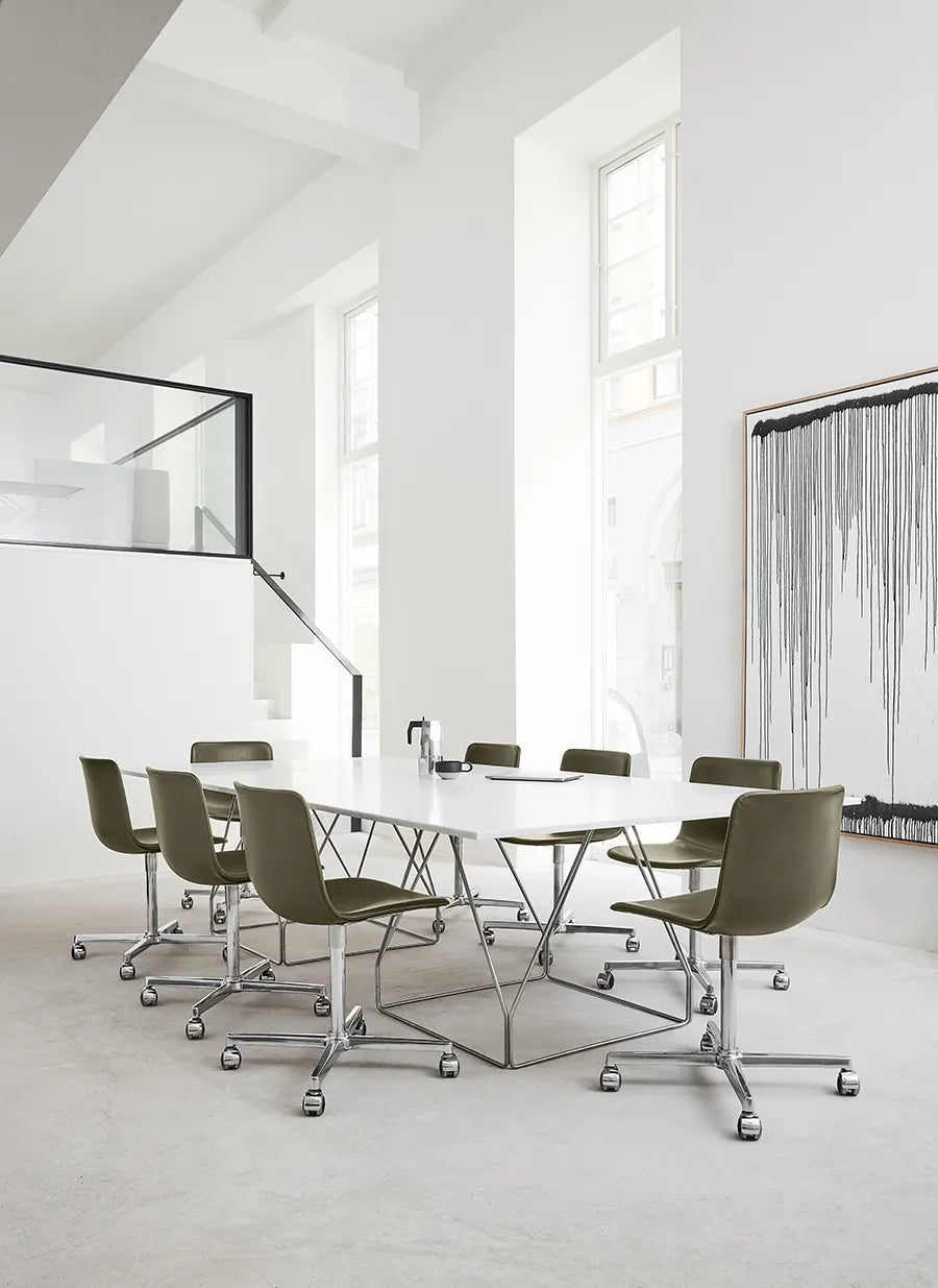 JG Table 140x140 cm fra Fredericia Furniture - 7 - Jacobsen Plus