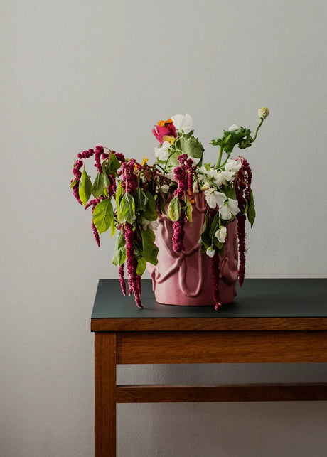 Michael Kvium Jam Vase, Nostalgia Rose von raawii - 2 - Jacobsen Plus