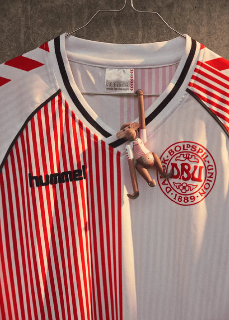 Mini Abe x DBU 86 Away von Kay Bojesen - 2 - Jacobsen Plus