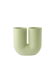 Kink Vase, hellgrün von Muuto