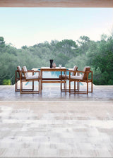 Bodil Kjær Gartenset in geöltem Teak mit 1 Gartentisch und 4 Gartenstühlen inkl. Kissen von Carl Hansen & Søn - 2 - Jacobsen Plus