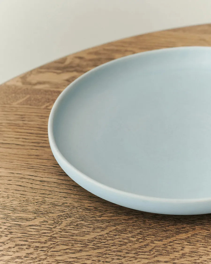 Pisu 16 Plate, sky blue von Louise Roe - 2 - Jacobsen Plus