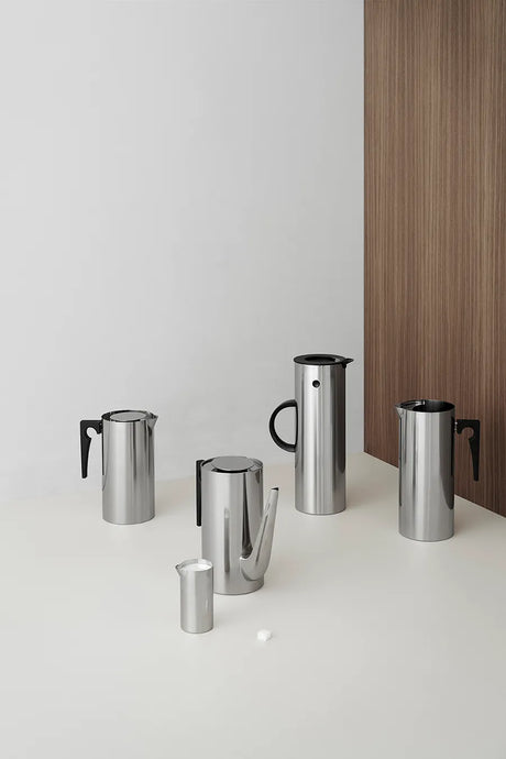 Arne Jacobsen Serveringskrug, 2 l von Stelton - 3 - Jacobsen Plus