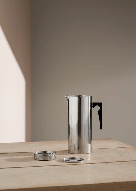 Arne Jacobsen Serveringskande, 2 l fra Stelton - 2 - Jacobsen Plus