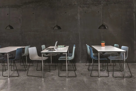 Pato Stuhl, mit Gestell von Fredericia Furniture - 1 - Jacobsen Plus