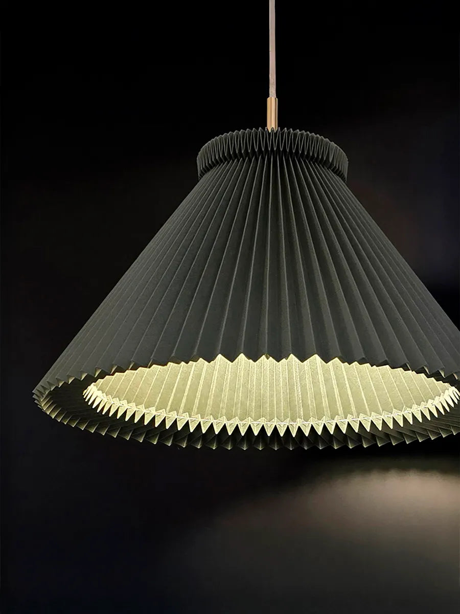 Model 1 Pendelleuchte, Moss Green von Le Klint