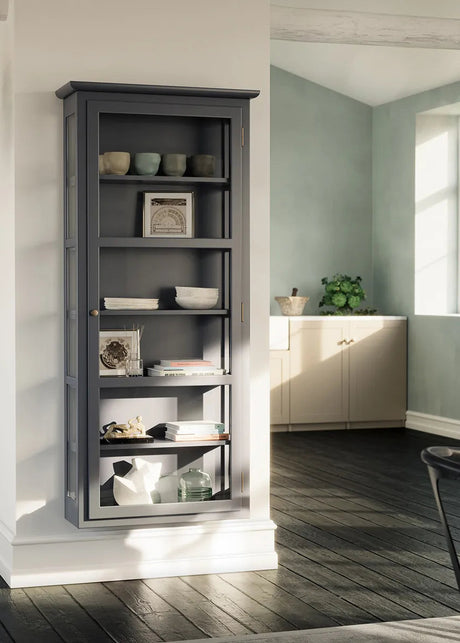 Wandhängender Vitrinenschrank N4, Anthrazit von Lindebjerg Design - 2 - Jacobsen Plus