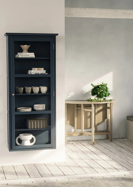 Wandmontierter Vitrinenschrank N4, dark blue von Lindebjerg Design - 2 - Jacobsen Plus